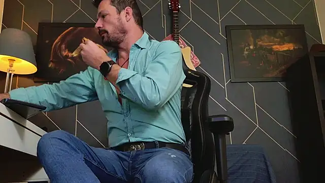 ChrisKox online show from 5, 11, 2025