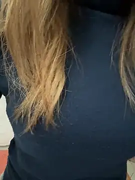 Snapshot of sexylenia chatting on 16, 2, 2026 sexylenia online show from 16, 2, 2026