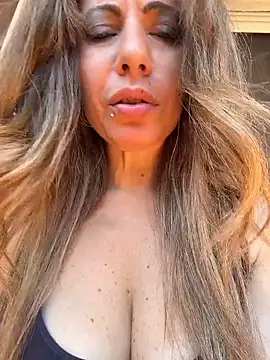 sexylenia online show from 8, 6, 2026