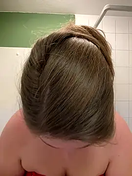 Snapshot of BootyLola chatting on 6, 12, 2024 BootyLola online show from 6, 12, 2024