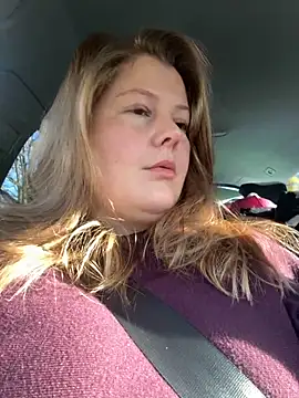 Snapshot of BootyLola chatting on 5, 11, 2025 BootyLola online show from 5, 11, 2025