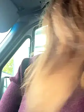 Snapshot of BootyLola chatting on 3, 11, 2025 BootyLola online show from 3, 11, 2025