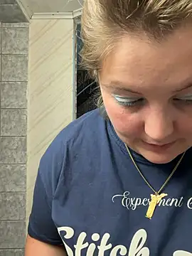 Snapshot of BootyLola chatting on 6, 2, 2026 BootyLola online show from 6, 2, 2026