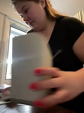 Snapshot of BootyLola chatting on 8, 12, 2024 BootyLola online show from 8, 12, 2024