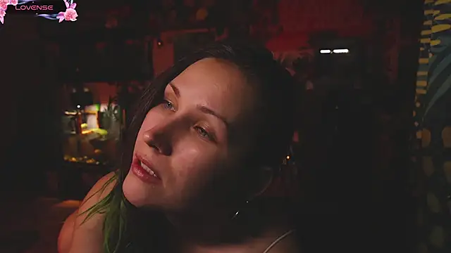 Dead Butterfly online show from 27, 10, 2025