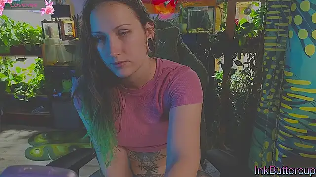 Dead Butterfly online show from 19, 10, 2025