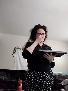 JessaBella online show from 6, 10, 2025