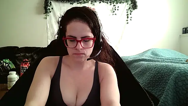 JessaBella online show from 12, 11, 2025