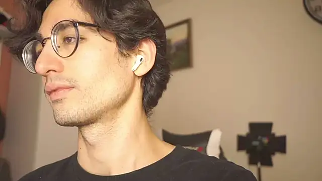 AlanDeNavarre online show from 20, 2, 2025