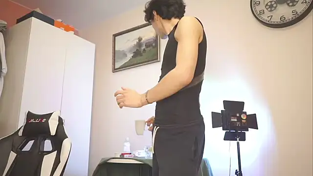 AlanDeNavarre online show from 10, 2, 2025