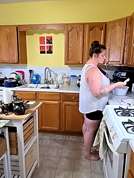 onlyhotbbw75 online show from 16, 3, 2026