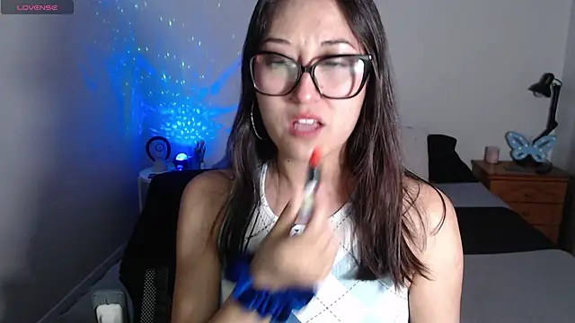 Ninimoon online show from 13, 10, 2025