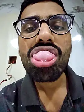 krishna8035 online show from 23, 2, 2025