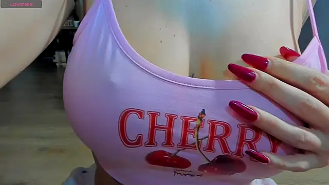 PinkyisHere online show from 21, 11, 2025