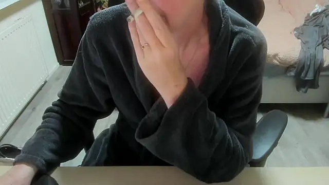 minoesje37 online show from 7, 2, 2026