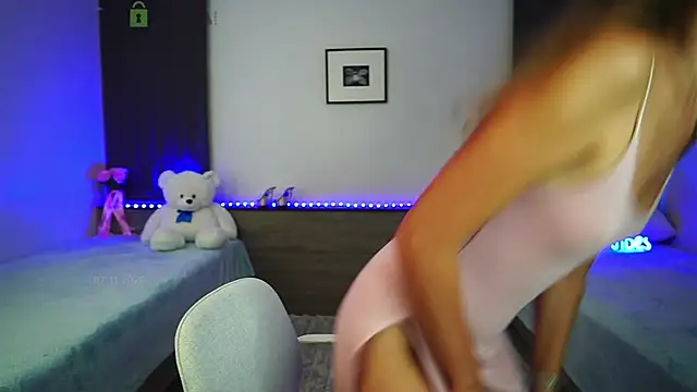  Anna Shine  online show from 7, 11, 2025