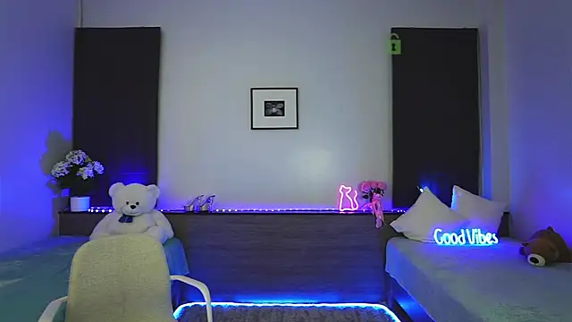  Anna Shine  online show from 11, 1, 2025