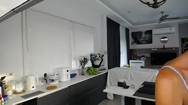  Anna Shine  online show from 23, 2, 2026