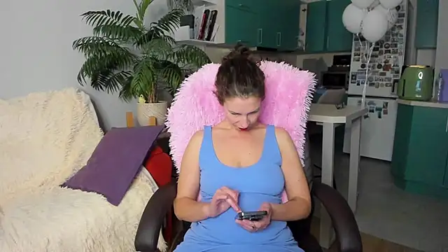 ChristinaGlory online show from 11, 3, 2026