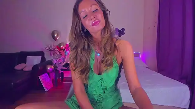 EmmaAbramson online show from 13, 12, 2025