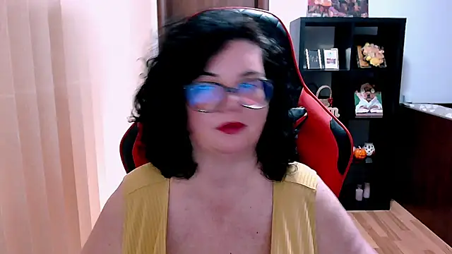 MissTroublle online show from 5, 6, 2026