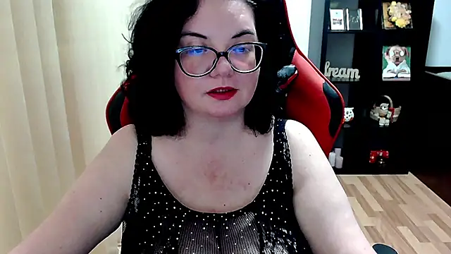 MissTroublle online show from 15, 5, 2026