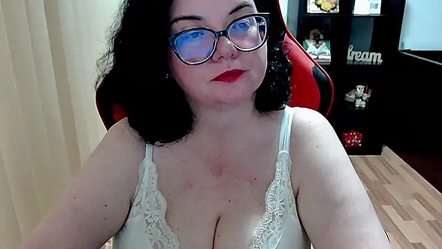 MissTroublle online show from 22, 5, 2026