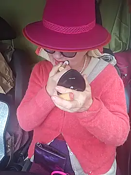 MucMilf59 online show from 21, 11, 2025