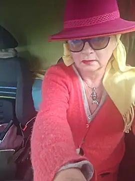 MucMilf59 online show from 19, 11, 2025