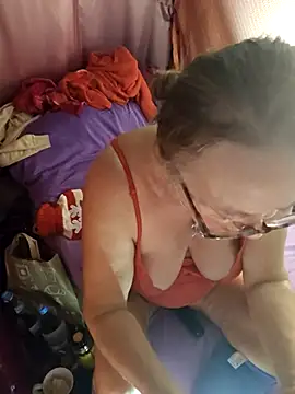 MucMilf59 online show from 15, 10, 2025