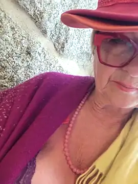 MucMilf59 online show from 14, 5, 2026