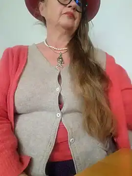 MucMilf59 online show from 22, 11, 2025