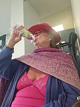MucMilf59 online show from 9, 5, 2026
