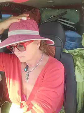 MucMilf59 online show from 10, 6, 2026