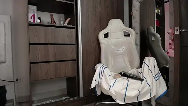 Snapshot of infinitysex1 chatting on 22, 2, 2025 infinitysex1 online show from 22, 2, 2025