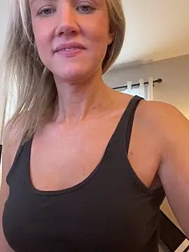 Kay Cakes online show from 17, 12, 2025