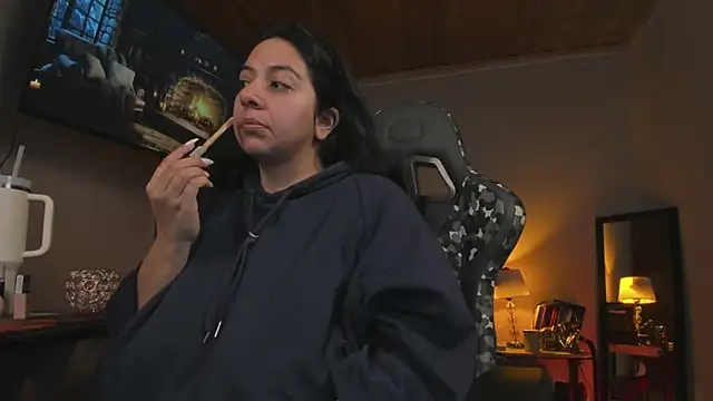 coraline latin online show from 17, 2, 2025