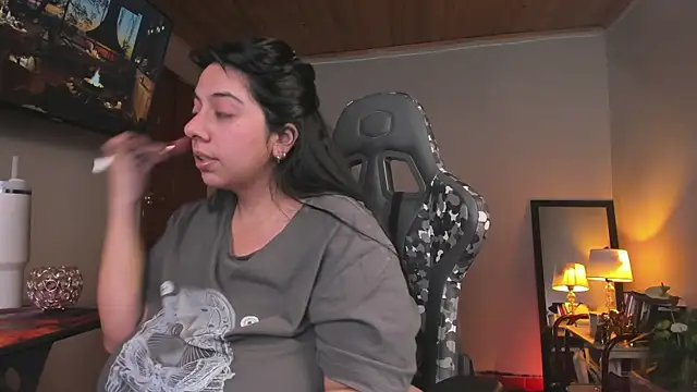 coraline latin online show from 14, 3, 2025