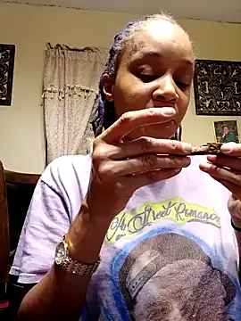 EnticingAaliyah online show from 7, 12, 2024