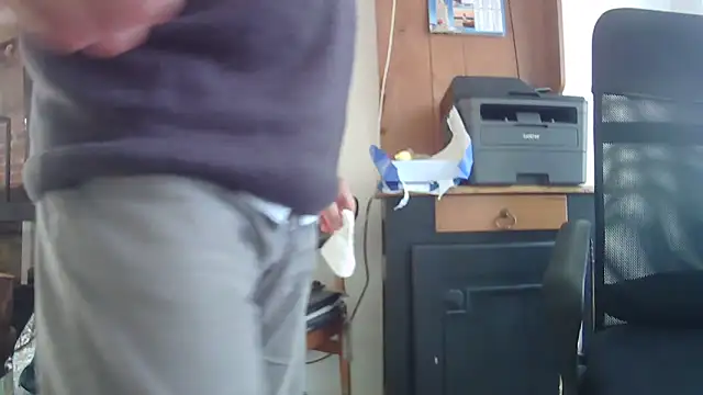 Snapshot of phlox3 chatting on 30, 9, 2025 phlox3 online show from 30, 9, 2025