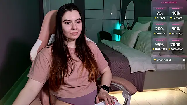 Foxohlove online show from 17, 2, 2025