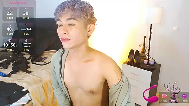 WildestTwink online show from 10, 4, 2026