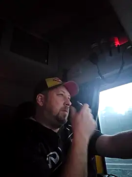 Snapshot of ktmtom247 chatting on 5, 2, 2026 ktmtom247 online show from 5, 2, 2026