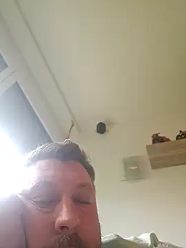 Snapshot of ktmtom247 chatting on 20, 12, 2025 ktmtom247 online show from 20, 12, 2025