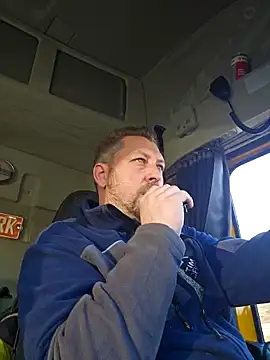 ktmtom247 online show from 19, 2, 2025