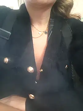 fammefatale1987 online show from 29, 11, 2025