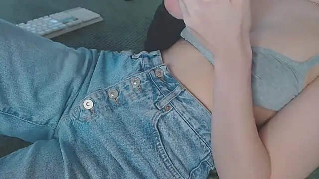 Snapshot of Kiradoll27 chatting on 11, 2, 2025 Kiradoll27 online show from 11, 2, 2025