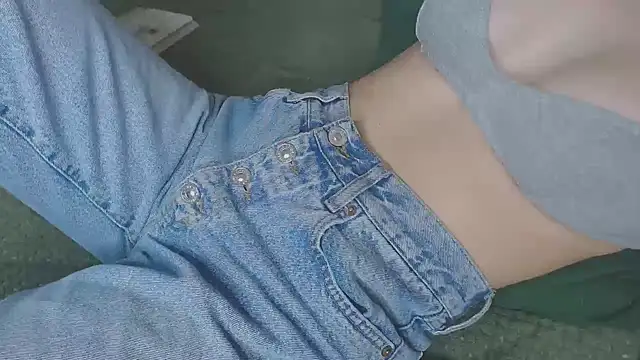 Snapshot of Kiradoll27 chatting on 22, 2, 2025 Kiradoll27 online show from 22, 2, 2025