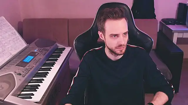 Sweetparker online show from 11, 9, 2025