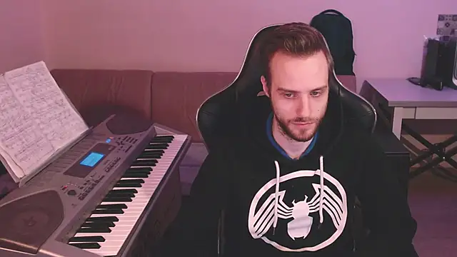 Sweetparker online show from 17, 2, 2025